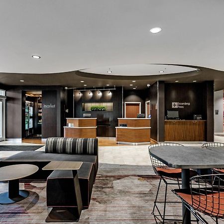 Courtyard Columbus Easton Hotel Bagian luar foto